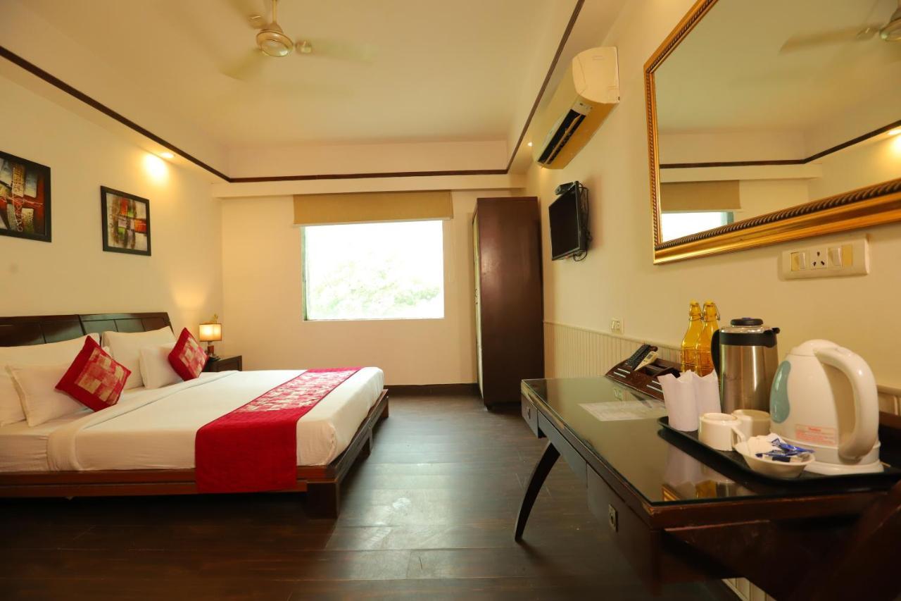 The Picasso Residency - Naraina New Delhi Nova Deli Exterior foto