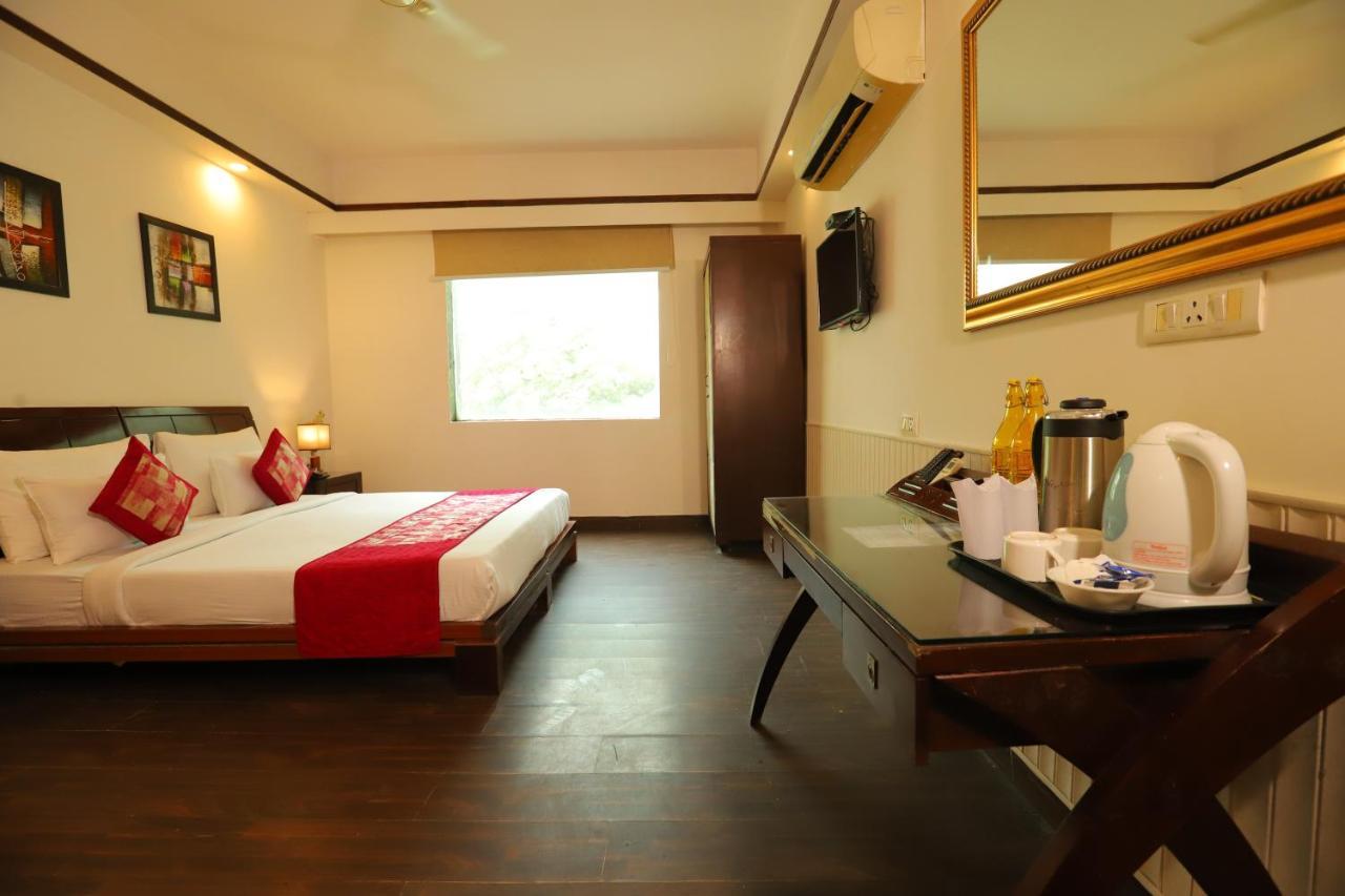 The Picasso Residency - Naraina New Delhi Nova Deli Exterior foto