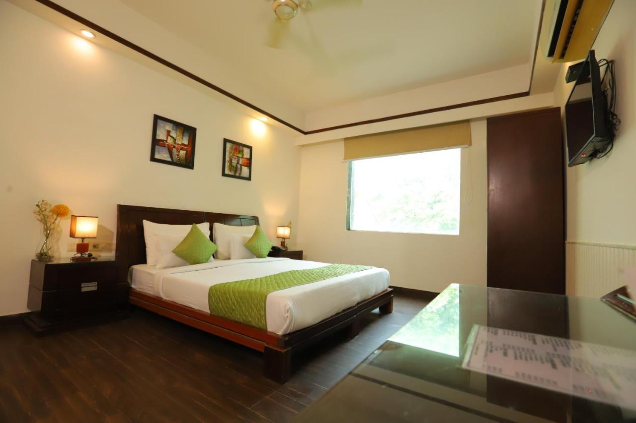 The Picasso Residency - Naraina New Delhi Nova Deli Exterior foto